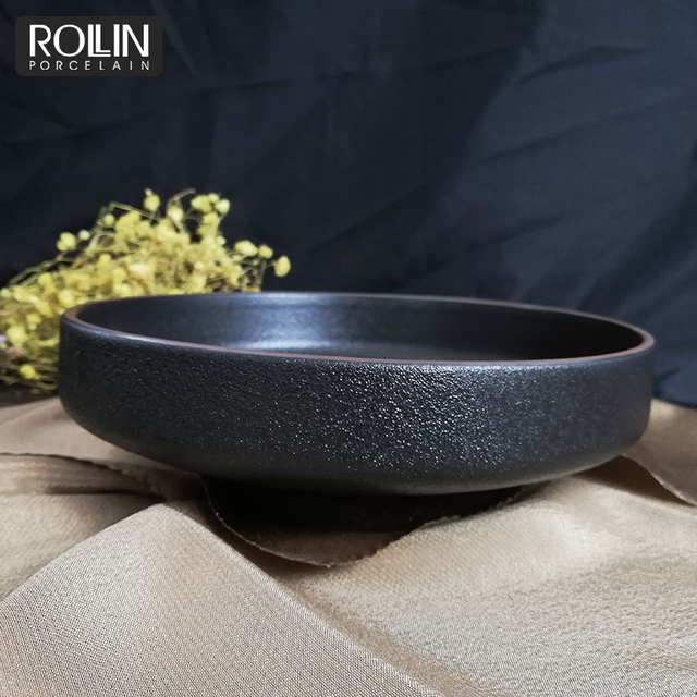 レストラン用ブラックセラミックディーププレート磁器スーププレートシチュープレート