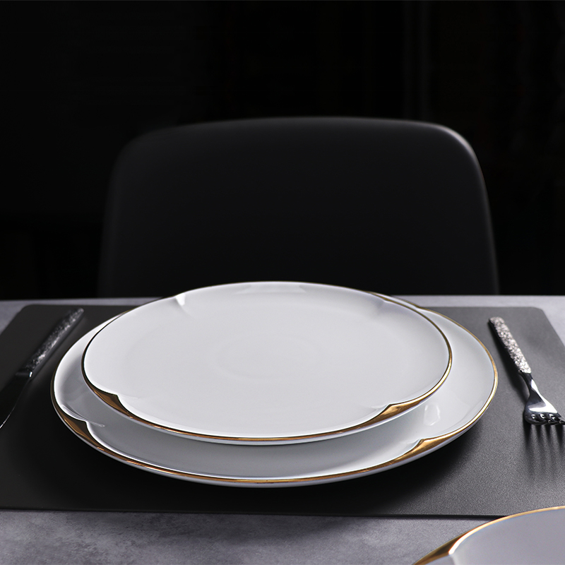 高白色セラミックプレートセット、ゴールドトリム付き耐久性のある磁器食器セット