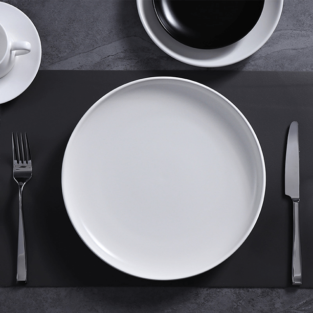 メインディッシュプレートカスタマイズされたディナーデザートプレートラウンドイタリア最高の白磁プレートレストラン食器パーティーレンタル