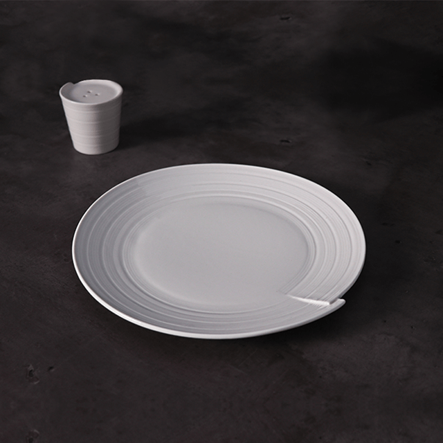 キッチン ホテル食器類 ホワイト ウェーブ ディナー セットとプレート